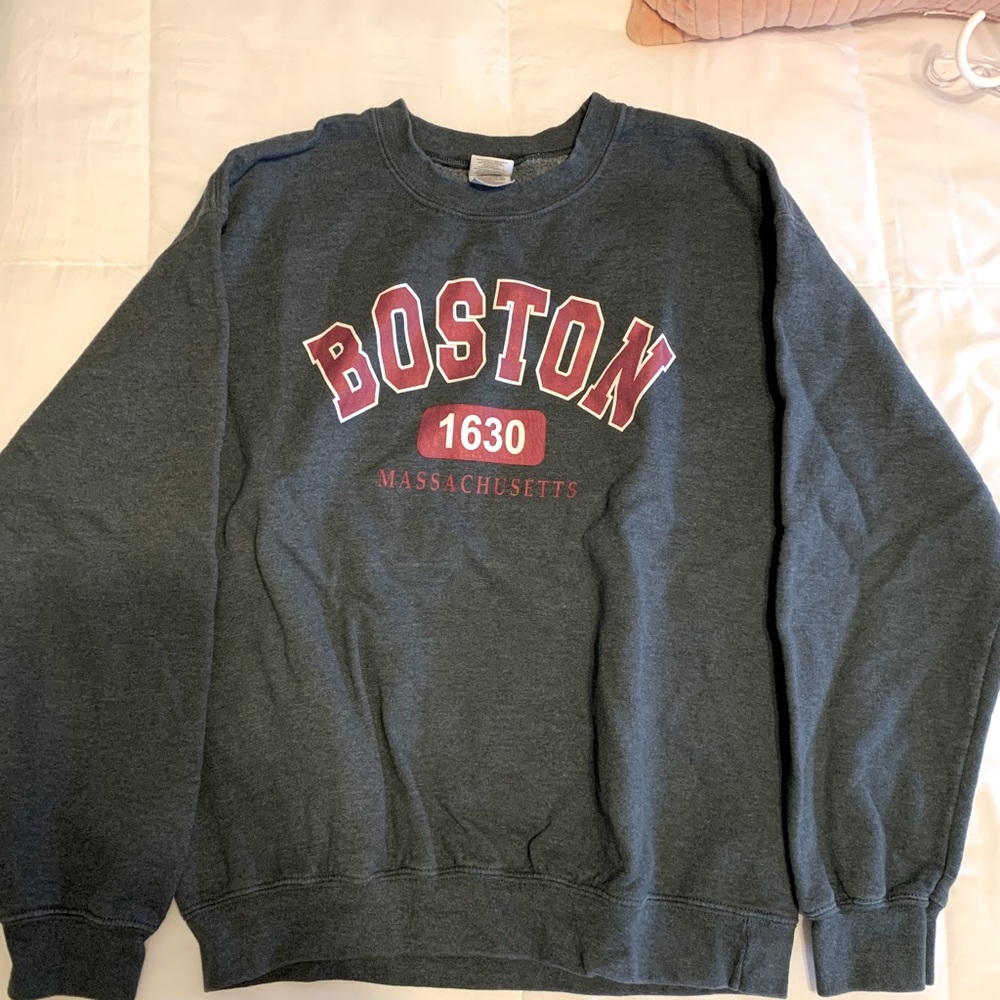 Boston crewneck sweatshirt
